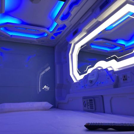 Izzzleep Aeropuerto Terminal 2 Hotell Mexico by Eksteriør bilde