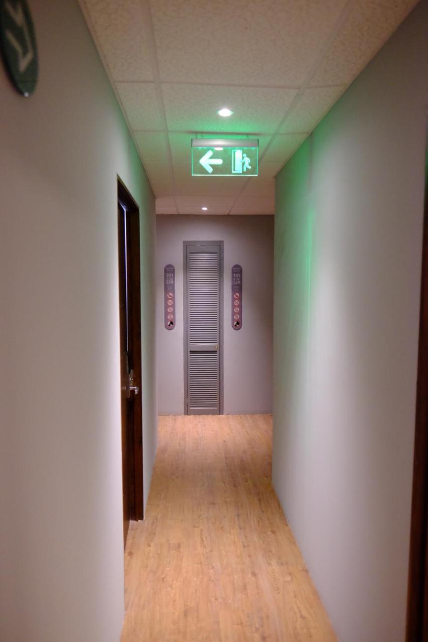 Izzzleep Aeropuerto Terminal 2 Hotell Mexico by Eksteriør bilde