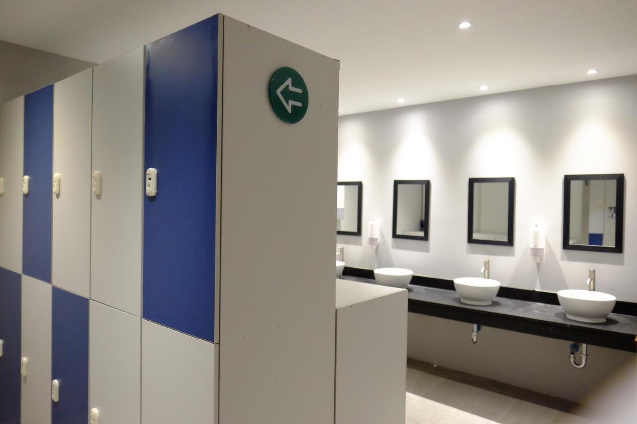 Izzzleep Aeropuerto Terminal 2 Hotell Mexico by Eksteriør bilde