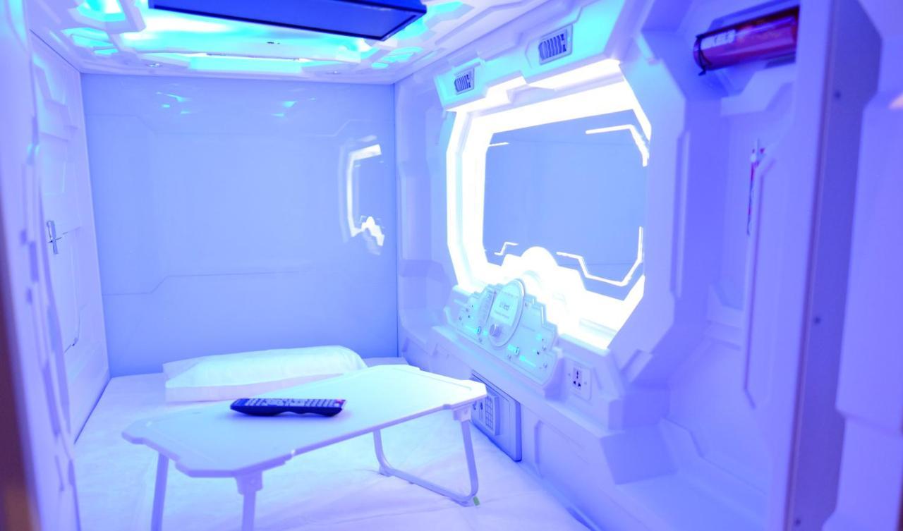 Izzzleep Aeropuerto Terminal 2 Hotell Mexico by Eksteriør bilde